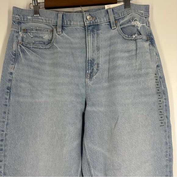 AMERICAN EAGLE Women’s Light Wash 90s Flare Destroyed Denim Jeans Sz 14 - Picture 4 of 14